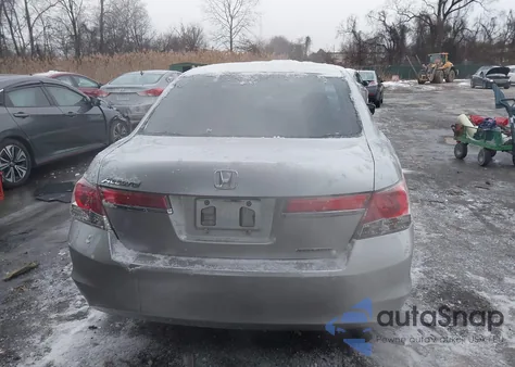 2011 Honda Accord 2.4 Se из США, поврежденный, VIN 1HGCP2F69BA063662